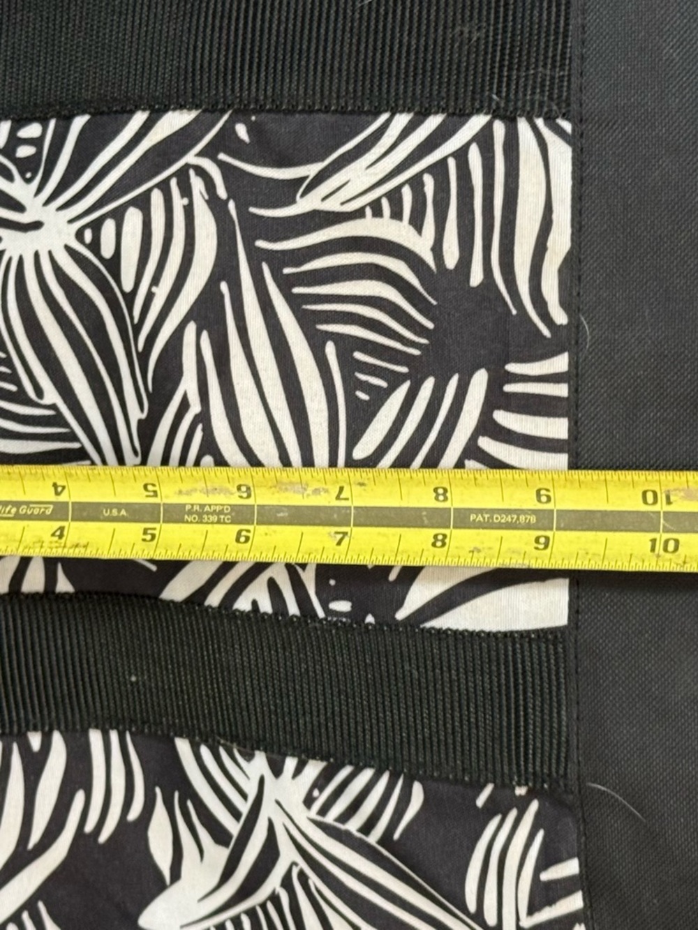 Arctic Zone Black & White Large Lunch Tote - Picture 6 of 8